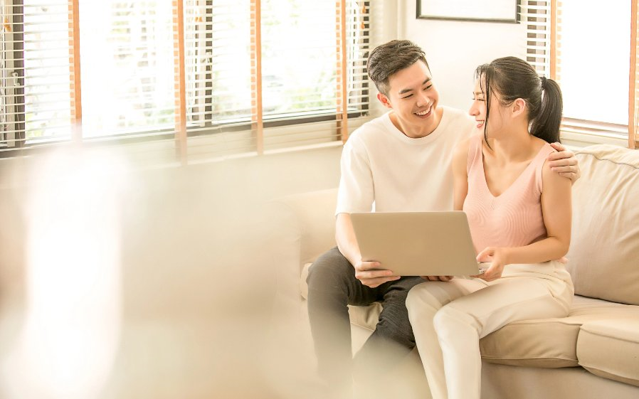 Chong dinh mua nha tang bo me, toi cung muon tang bo me minh