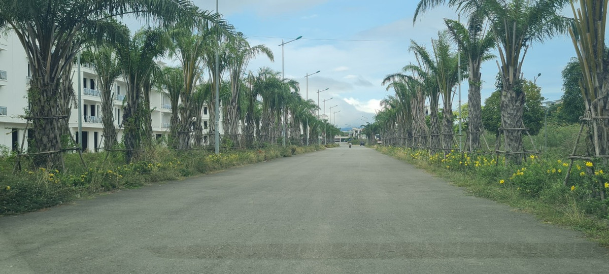 Với 3 mặt giáp sông Cu Đê, Eco Charm từng được mệnh danh là đảo ngọc khu Tây Bắc Đà Nẵng.