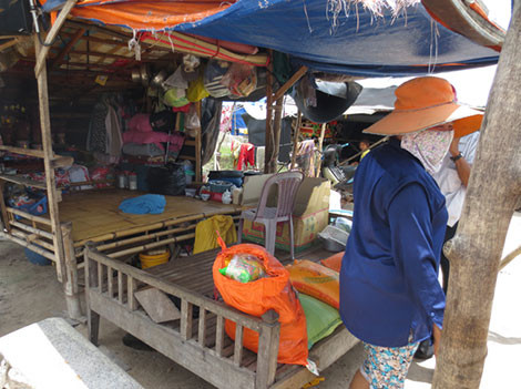 Lang nguoi Viet hoi huong ven ho Dau Tieng-Hinh-2