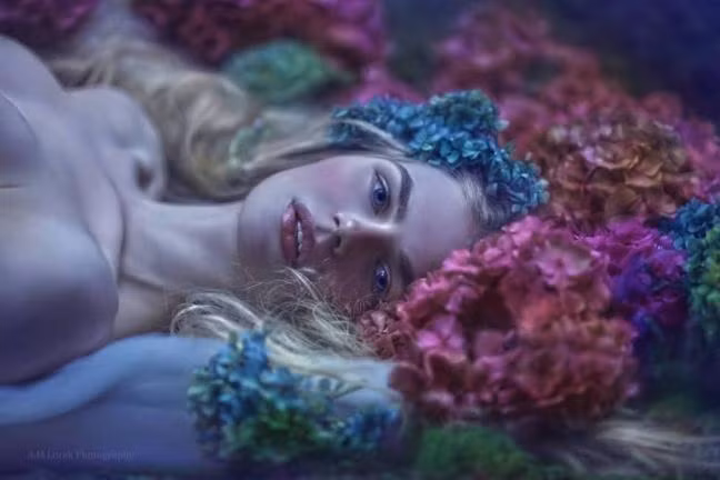 Cung hoang dao vi tien day com su nghiep thang tien nhat thang 10