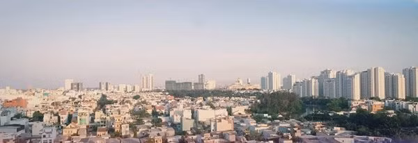 “View” của căn phòng nơi Sơn Tùng sống tuyệt đẹp.