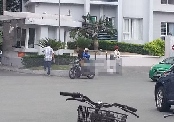 Đây chính là nơi nam ca sĩ và “bạn gái tin đồn” Thiều Bảo Trâm bị bắt gặp “ngụy trang” để đi hẹn hò cách đây ít lâu.