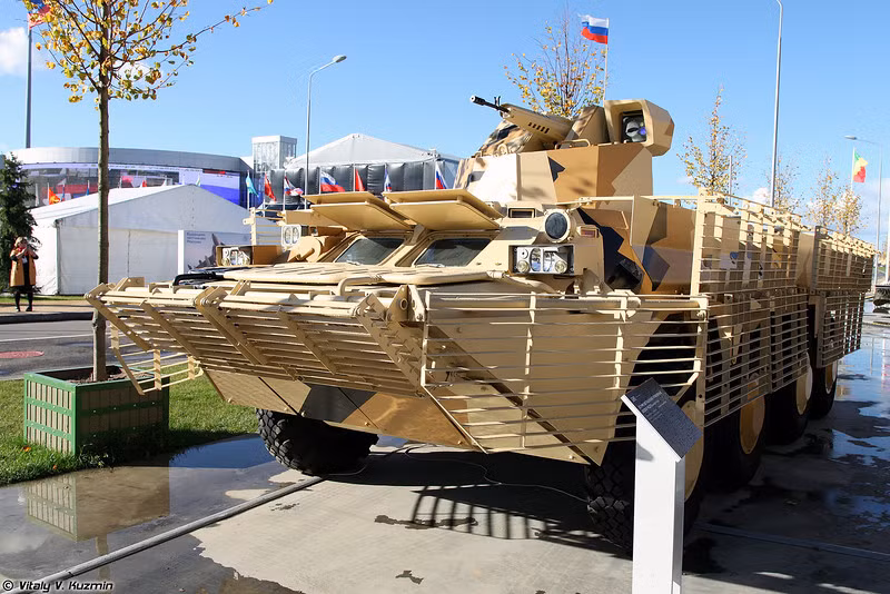 Phiên bản nâng cấp của dòng xe BTR-80 với tháp pháo tự động RWS lắp đại liên 14,5mm, đặc biệt là bổ sung giáp lồng chống đạn RPG hữu hiệu.