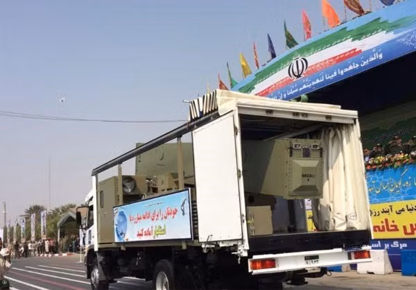 Bệ phóng của một loại tên lửa đất đối hải do Iran phát triển.