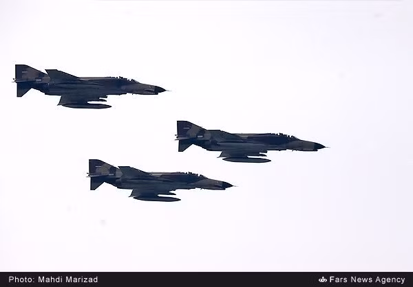 Biên đội tiêm kích F-4 Phantom của Không lực Iran.