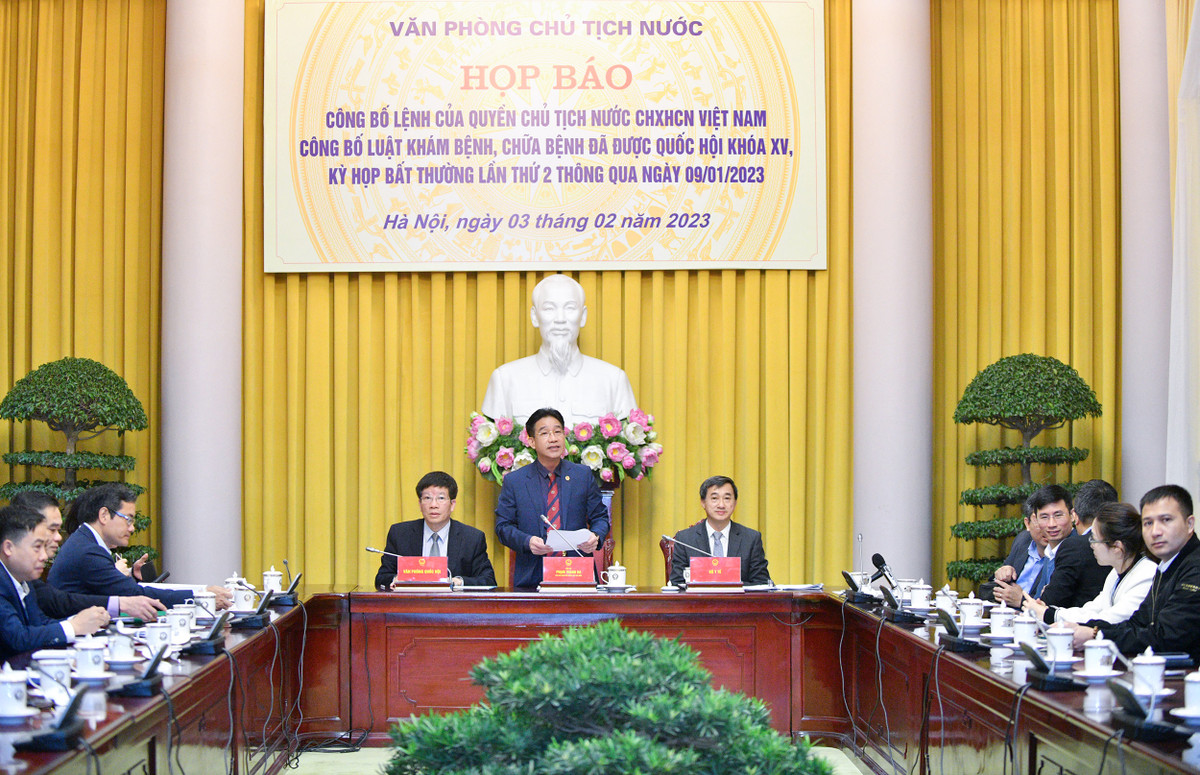 Luật Khám chữa bệnh sửa đổi… sửa gì “lợi” bệnh nhân, bác sĩ? Luat Kham chua benh sua doi… sua gi “loi” benh nhan, bac si?