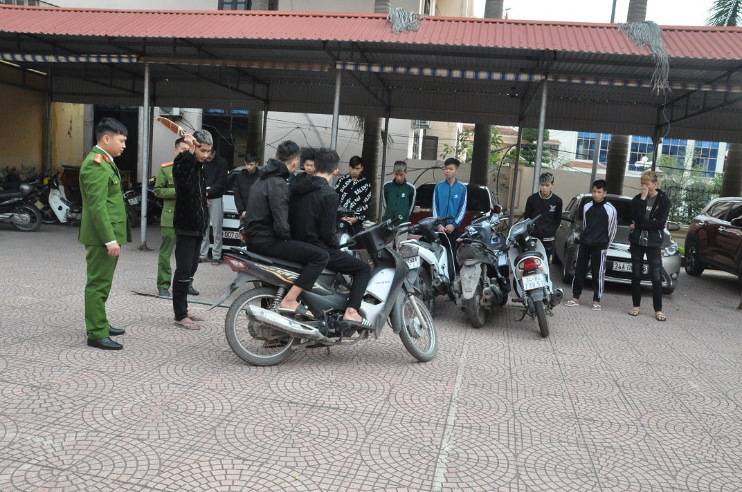 Hai Duong: Khoi to nhom doi tuong lieu linh danh nguoi, cuop tai san-Hinh-2