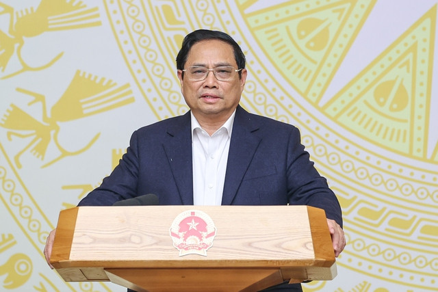 Thu tuong: Khan truong xay dung Nghi dinh khuyen khich can bo dam nghi, dam lam