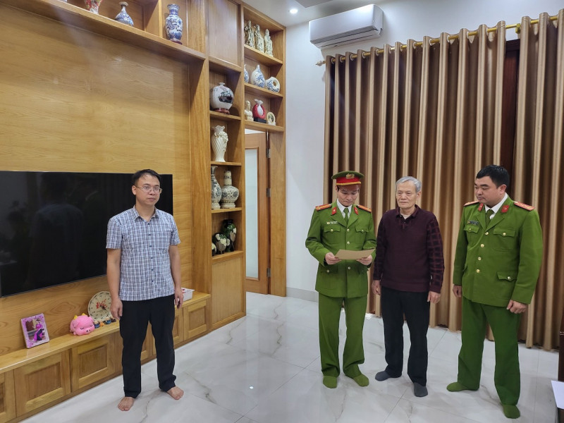 “Dua, nhan hoi lo” Trung tam dang kiem 34-05D: GD Cty Thien An lien quan gi?