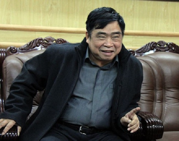 Về vụ cưỡng chế đầm của ông Đoàn Văn Vươn, ông Đỗ Hữu Ca khi còn là Giám đốc Công an TP Hải Phòng từng nói: “Vụ việc hôm ấy tuy bắt không được đối tượng nhưng mà trấn áp được đối tượng. Phải nói rằng việc hiệp đồng tác chiến cực kỳ hay. Không có cuộc diễn tập nào thành công bằng cuộc diễn tập lần này. Một là, anh em cơ động dùng thuyền để tiếp cận là chưa có bao giờ trong giáo án... Đánh mũi trực diện nghi binh ra làm sao. Rồi là tác chiến vòng ngoài, vòng trong thế nào. Tôi nghĩ là rất hay, có thể viết thành sách”.