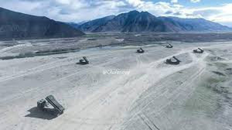 Theo nguồn tin quân sự giấu tên, lữ đoàn PCL191 thứ 2 đã được triển khai ở phía nam Hồ Châu, thuộc Hạ Môn, tỉnh Phúc Kiến, điểm gần eo biển Đài Loan nhất trên lục địa Trung Quốc.