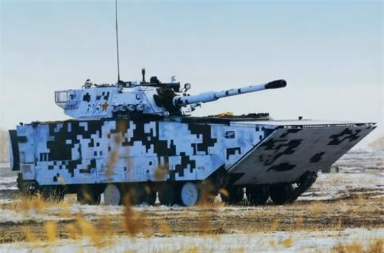 ZTD-05 có trọng lượng khoảng 26 tấn, dài 9,5m gồm cả pháo chính, kíp chiến đấu 4 người.