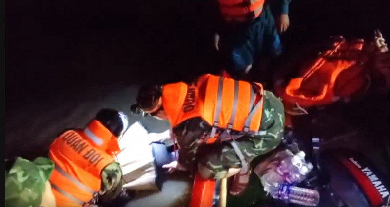 Tim thay thi the nguoi phu nu mat tich tren song Da Nong