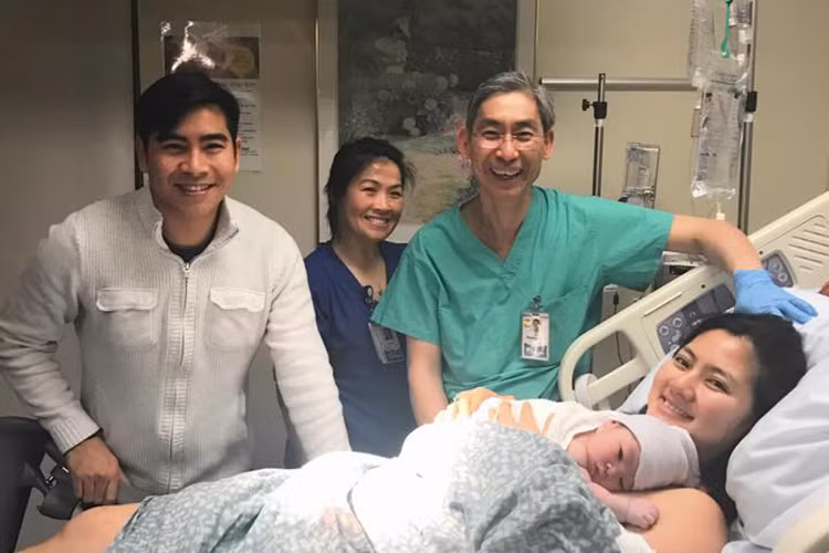 Mới đây, trên trang cá nhân, Thanh Bình - ông xã diễn viên Ngọc Lan hạnh phúc thông báo Ngọc Lan sinh con trai ở Mỹ. (Ảnh: FBNV)