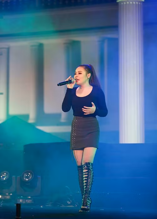 Năm 2016, Thái Bảo Trâm phẫu thuật thẩm mỹ và giảm cân thành công. (Ảnh: FBNV)