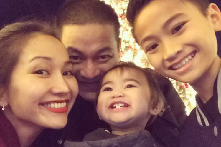 Tổ ấm nhỏ của “nàng Út Ráng” cũng luôn ngập tràn tiếng cười của bé Yvona và Sonic. (Ảnh: FBNV)