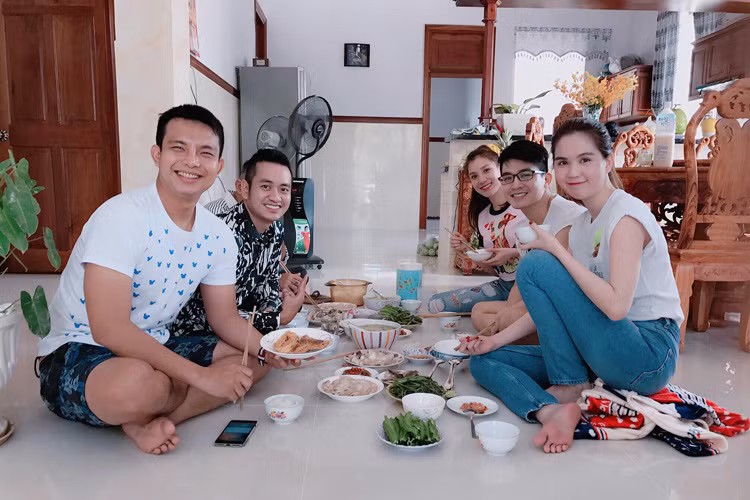 Ngoc Trinh vui ve nhu chua he co Hoang Kieu trong doi-Hinh-9