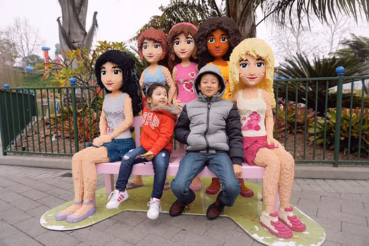 Sau khi bố mẹ ly hôn, bé Bảo Nam hiện đang sống cùng ông bà ngoại ở Mỹ. (Ảnh: Facebook Jennifer Phạm)