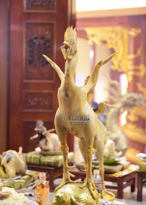 Doc dao the ‘ga bay’ tren co cung ram thang Gieng-Hinh-4