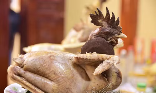 Doc dao the ‘ga bay’ tren co cung ram thang Gieng-Hinh-5