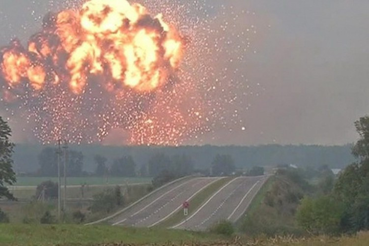 "Khi Liên Xô chặn hướng Bắc Cực bằng các hệ thống phòng không đáng tin cậy, Mỹ đã chuyển sang sử dụng tên lửa hành trình do có đặc tính bí mật cao hơn”.