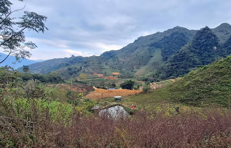 Nhằm đa chiều, khách quan các thông tin liên quan ngày 1/12/2021, PV Báo Tri thức và Cuộc sống đã liên hệ và làm việc với UBND huyện Bắc Yên (tỉnh Sơn La).