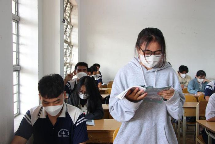 Tinh dau tien o mien Tay cho hoc sinh tro lai truong hoc truc tiep-Hinh-3