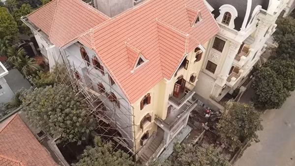 Vu biet thu “khung” vi pham bat chap hoan thien: Loat can bo bi xu ly