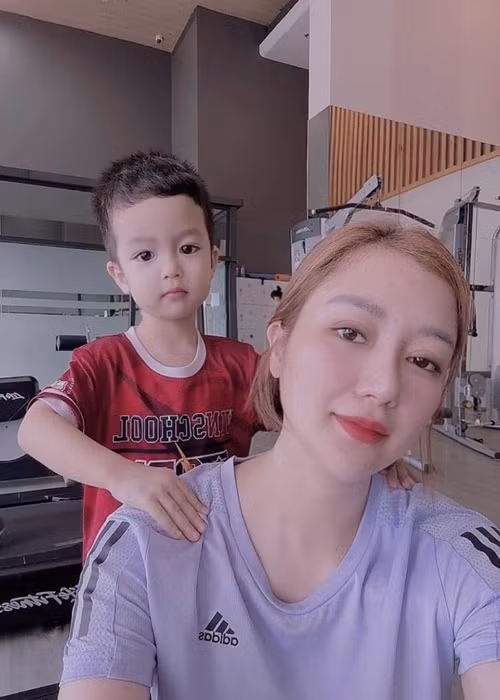 Bạn gái của Bằng Kiều không hoạt động nghệ thuật.