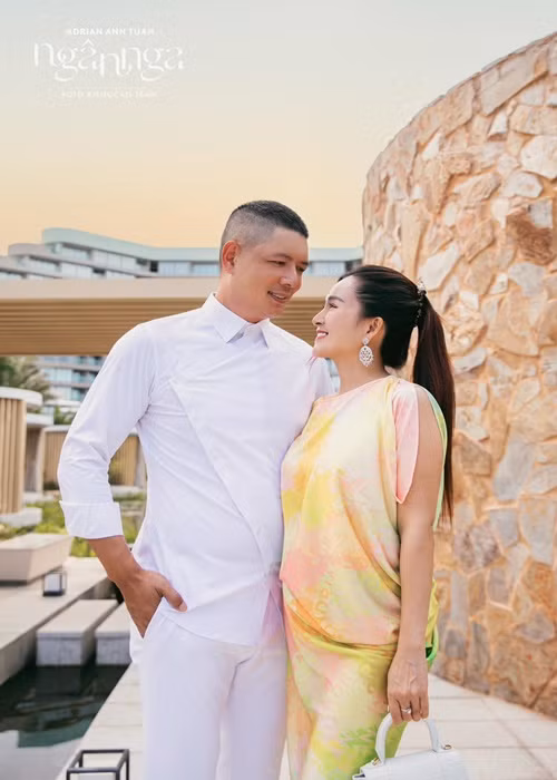 Bình Minh và Anh Thơ không rời nhau một bước dù kết hôn được 16 năm.