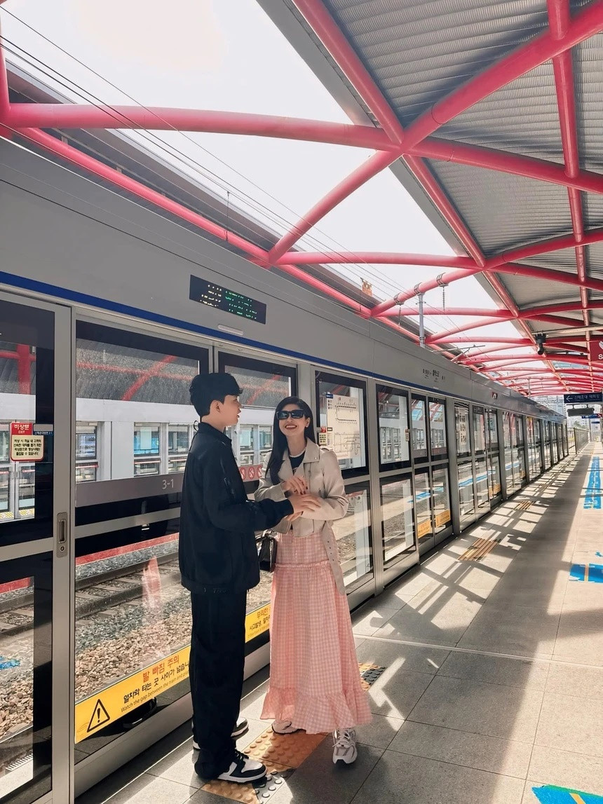 Con trai Truong Quynh Anh cao gan 1m8 o tuoi 12