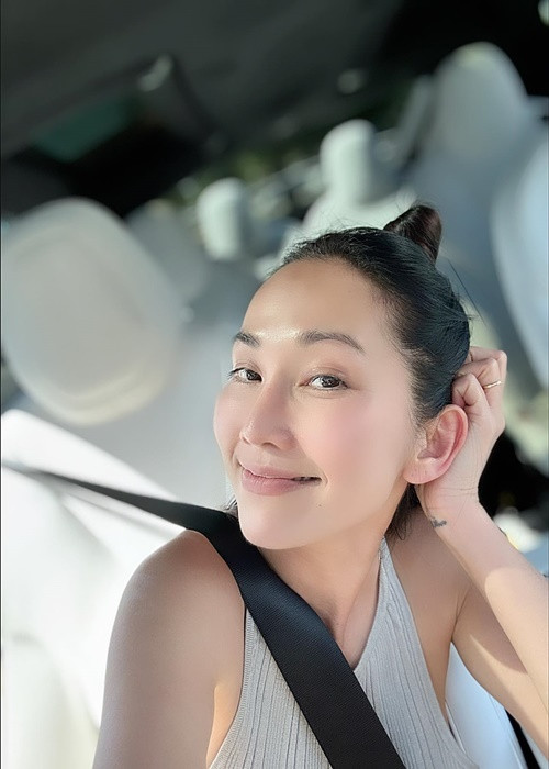 Nữ diễn viên thường xuyên để mặt mộc.