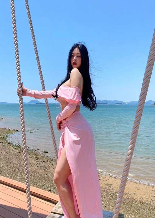 Kim Gayoung hiện tại có gần 100.000 fan trên Instagram.