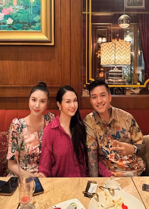 Ca sĩ Tuấn Hưng từng tuyên bố sẽ dùng hết khả năng để giúp Hạnh Sino nổi tiếng.