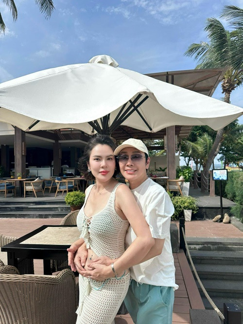 Phương Lê từng hài hước chia sẻ trên livestream, cô sẽ mở tiệc 1.000 bàn để mời khách nếu cưới được Vũ Luân.