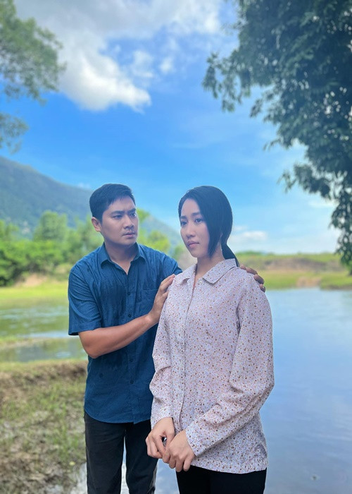 Trong 9 năm qua, Huỳnh Hồng Loan đóng nhiều bộ phim như: Mẹ rơm, Lựa chọn số phận, Tình khúc bạch dương, Tiệm ăn dì ghẻ. Ảnh: FBNV.