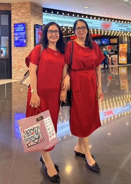 Mẹ đẻ của Lê Phương có mối quan hệ rất tốt đẹp với mẹ chồng của nữ diễn viên.