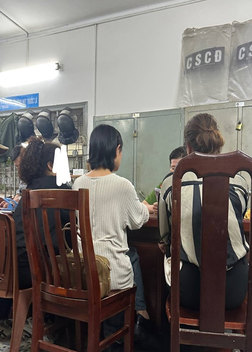 Phía đại diện studio và ê-kíp của Châu Bùi đã trình báo sự việc lên công an phường gần nhất.