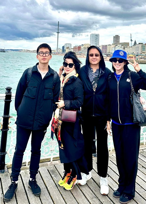 Trước đây, Huyền My không ít lần du lịch Anh. Người đẹp thậm chí từng du học ở xứ sở sương mù một thời gian về nghệ thuật và thời trang.