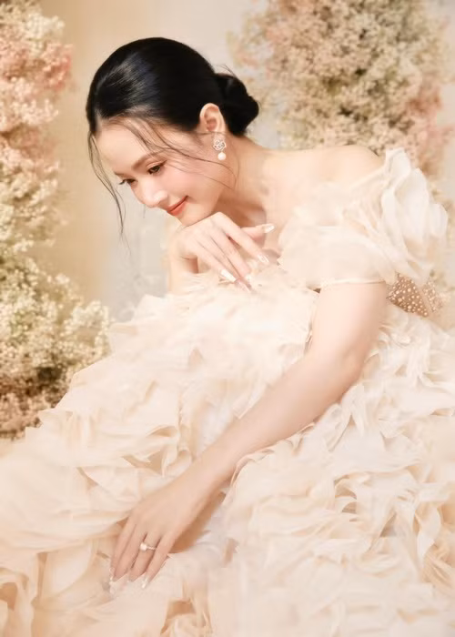 Nữ diễn viên bị sụt cân nhẹ khi chuẩn bị cho đám cưới.