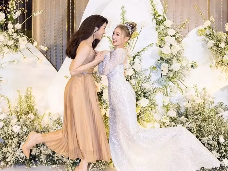 "Diệp Lâm Anh có nói mà Diệp Lâm Anh không biết luôn. Nếu Diệp Lâm Anh có phát ngôn thì cũng phải lắng đọng hơn chứ giọng văn không nông nổi tuổi dậy thì như thế được đâu", Diệp Lâm Anh viết trên trang cá nhân. Ảnh: Sức Khỏe Đời Sống.