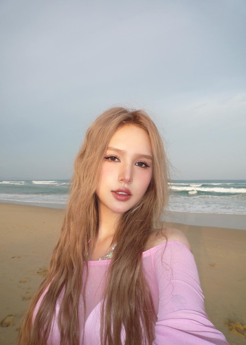 Xoài Non và chồng cũ không có con chung. Ảnh: FBNV.