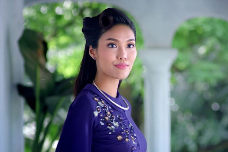 Sau thành tích tại Hoa hậu Thế giới 2015, Hoa khôi Lan Khuê đắt show sự kiện, làm đại diện quảng cáo, gameshow. Ngoài ra, cô còn thử sức diễn xuất khi tham gia bộ phim "Mẹ chồng". Ảnh: Dân Việt.