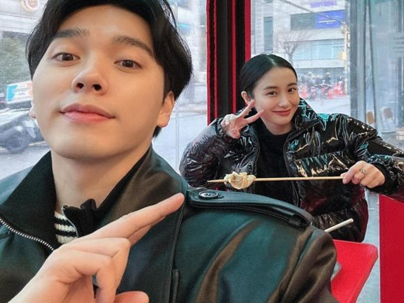 Bạn trai tin đồn của Jun Vũ cho biết: "Vốn dĩ tôi và Jun Vũ chơi chung trong một nhóm bạn, tôi rất thích quay TikTok còn Jun Vũ cũng rất chịu khó xây dựng hình ảnh trên nền tảng này nên cả hai cũng hay bàn nhau quay TikTok cho nhau nên mới xuất hiện tin đồn tình cảm". Ảnh: FBNV.