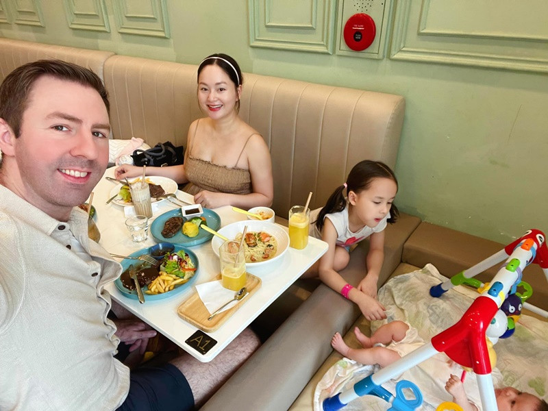 Lan Phương và David Duffy đã đăng ký kết hôn nhưng chưa tổ chức đám cưới.