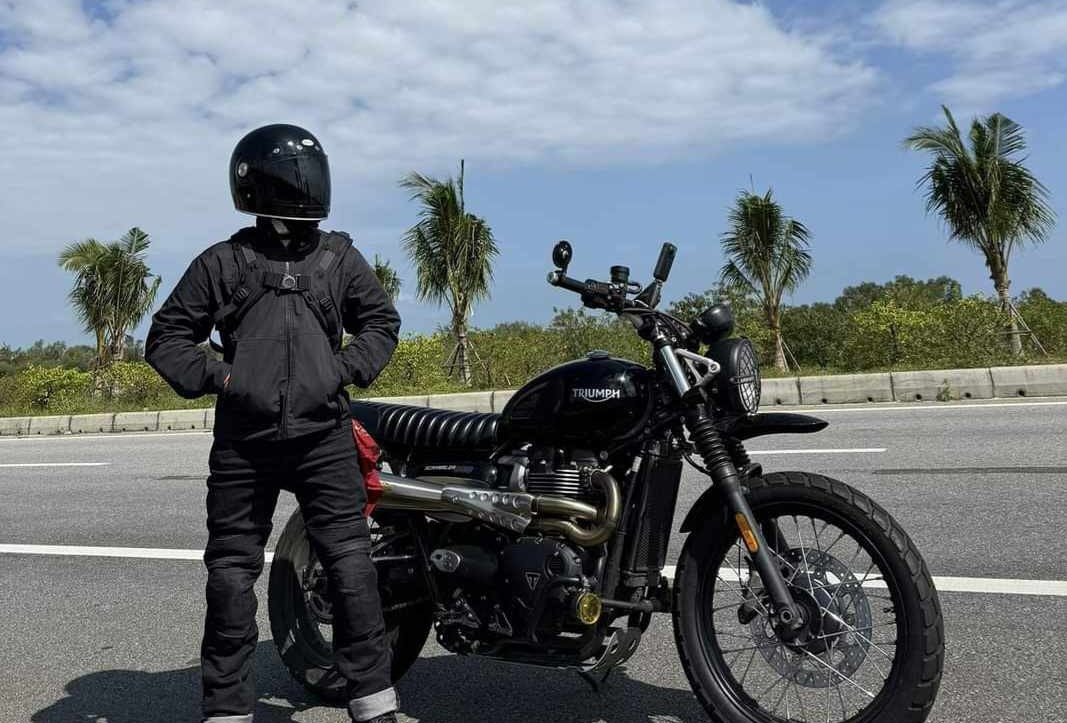 Chong chuyen gioi sau 8 nam ket hon, vo dan 