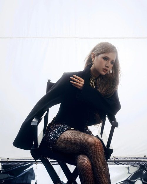 Xoài Non được khen thần thái hơn sau khi kết hôn với Xemesis.