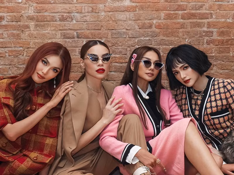 Thanh Hằng và Hồ Ngọc Hà hiện tại đều là ngôi sao hạng A, xinh đẹp, giàu có và hạnh phúc bên người bạn đời của mình.