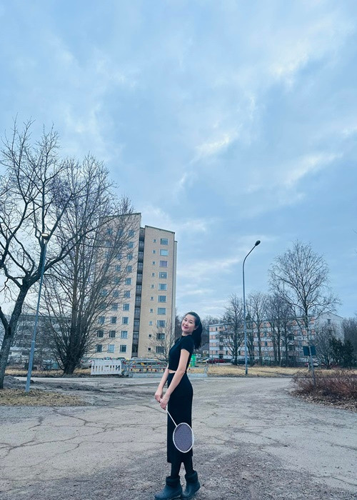 Sau khi hôn nhân gây chú ý, trong một livestream, Mạc Anh Thư cho biết, cô muốn giữ kín chuyện cá nhân.