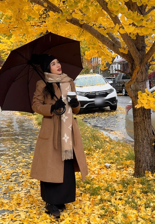 Nữ ca sĩ cho biết, cô xem các scandal cũ như tấm màng lọc khiến "người nghi ngại sẽ tránh xa, người đủ bản lĩnh vượt qua sẽ ở lại thật lâu".